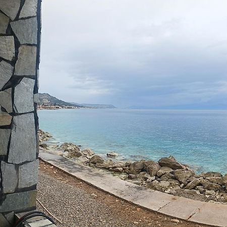 House Next To The Sea Side Appartement Derveni Buitenkant foto